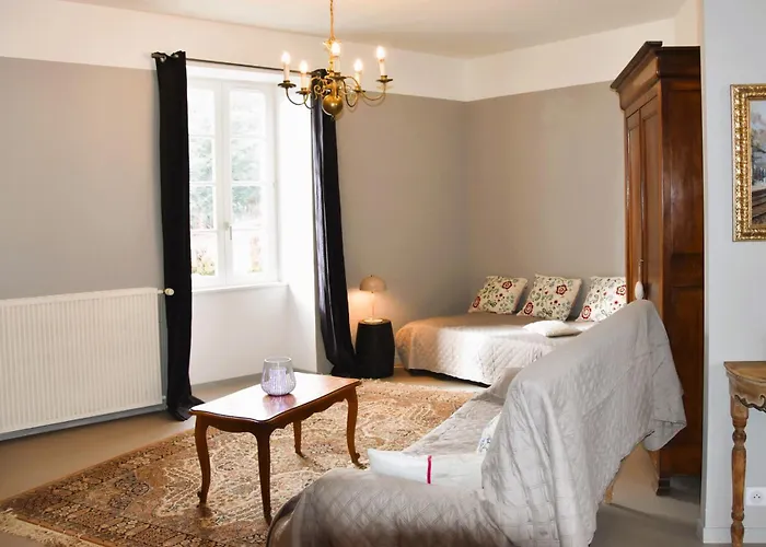 Le Logis De Celine Апарт-отель 3*